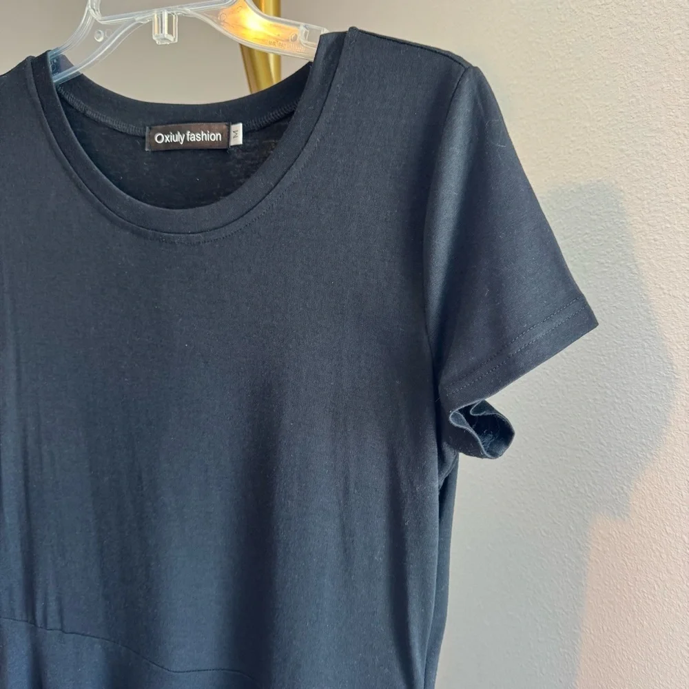 Black T-Shirt Dress A-Line Short Sleeve Knee Length Medium